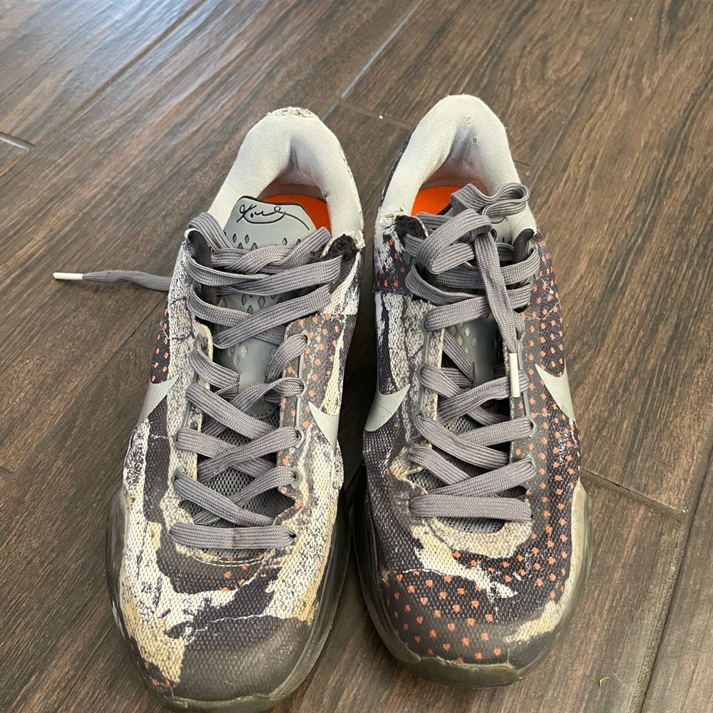Kobe Nikes